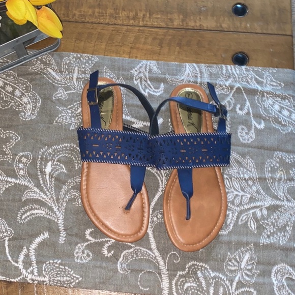 Victoria K Shoes - Victoria K - Sandals - Size 7